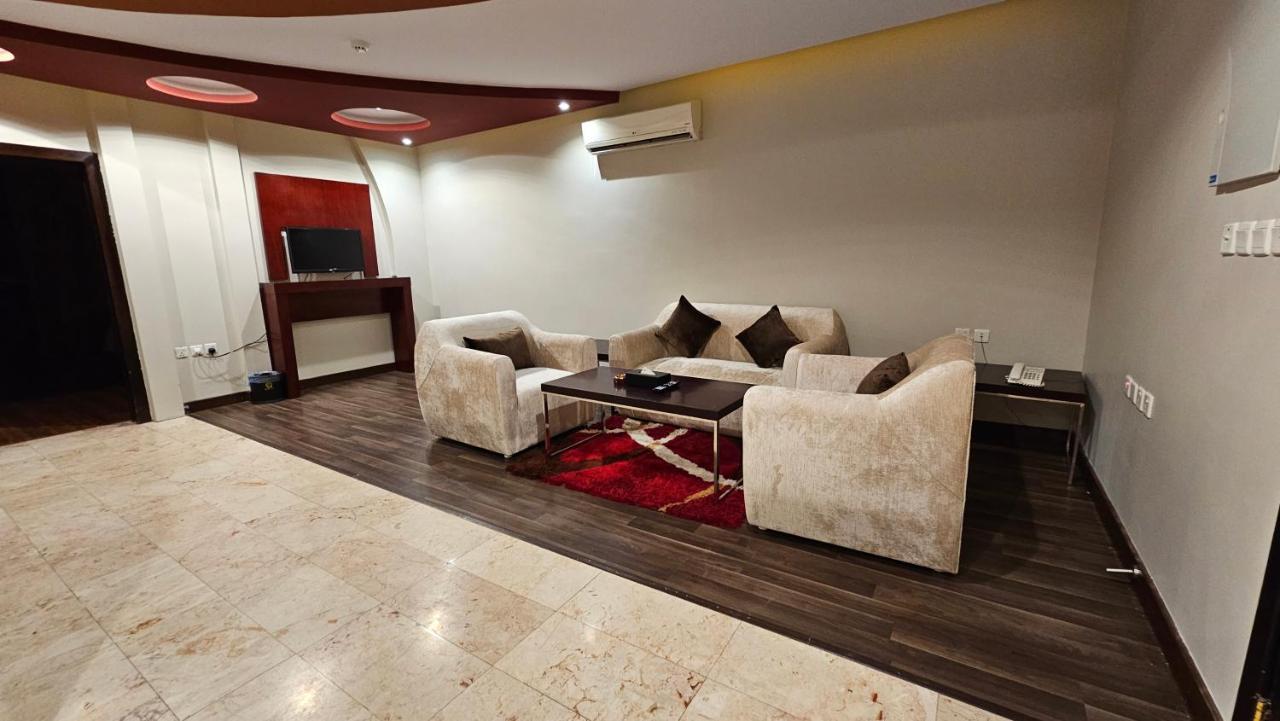Raoum Inn Buraydah Esterno foto