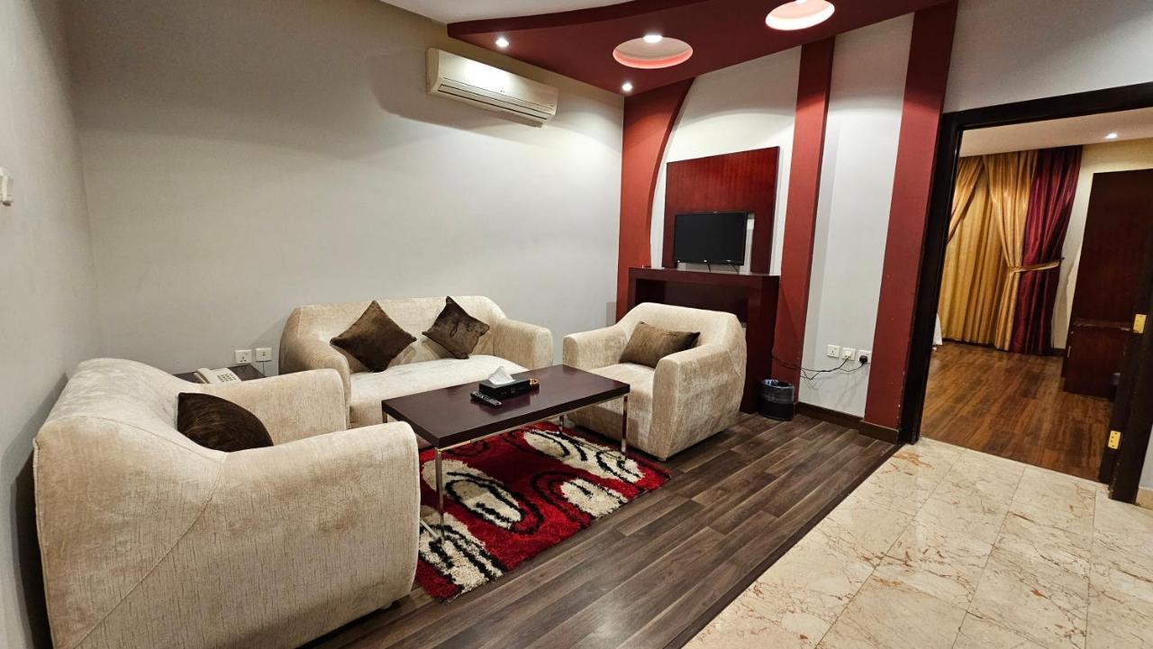 Raoum Inn Buraydah Esterno foto