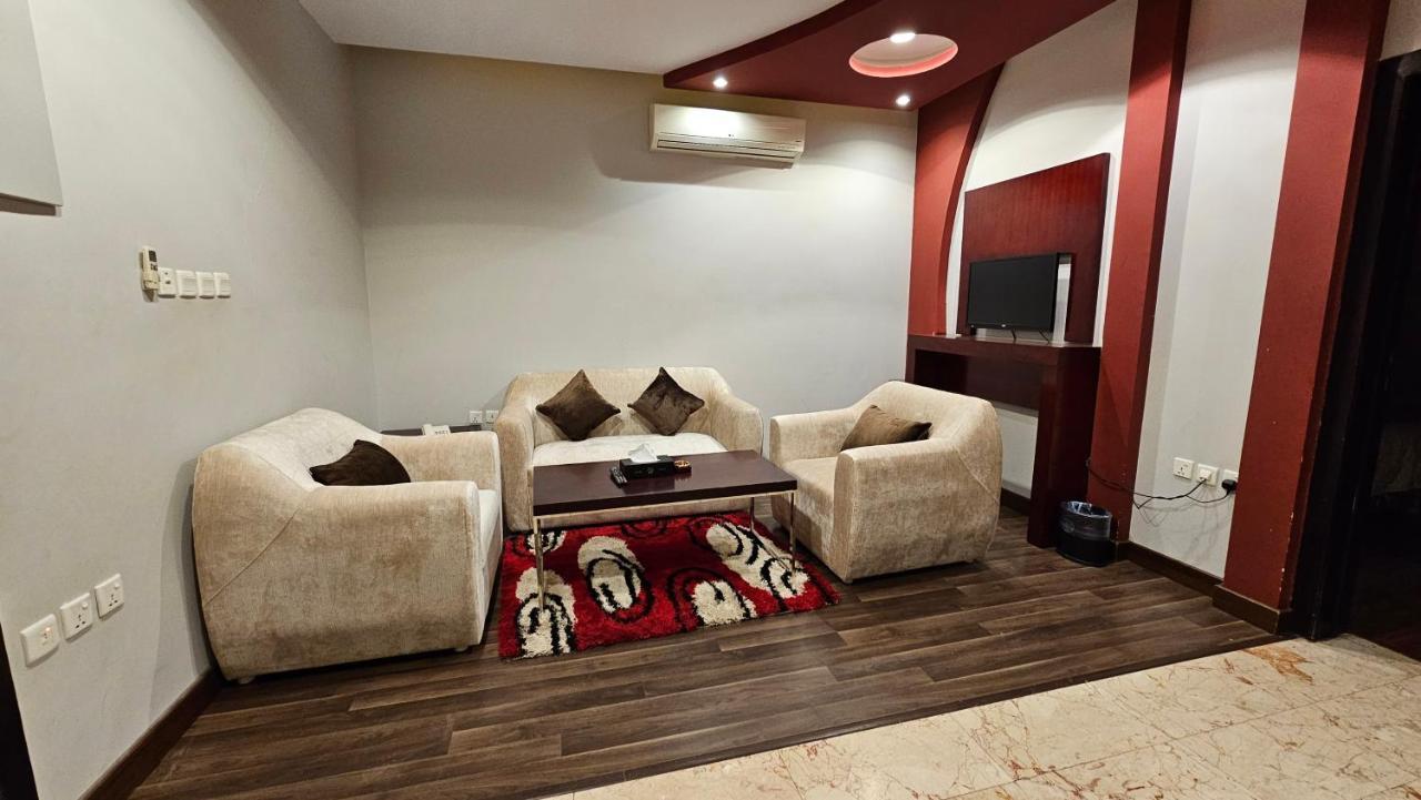 Raoum Inn Buraydah Esterno foto
