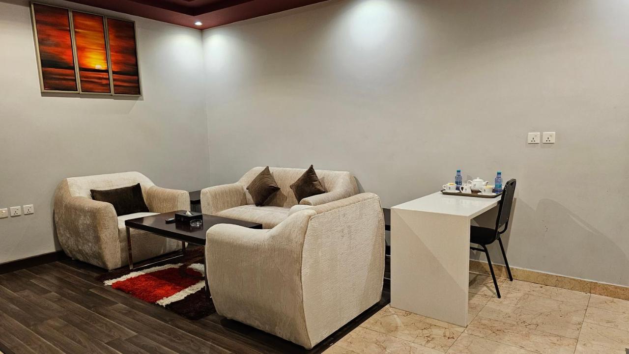Raoum Inn Buraydah Esterno foto